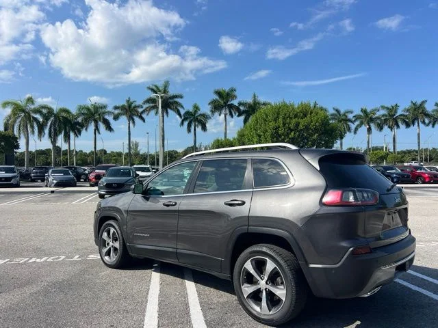 SEMINUEVOS JEEP Cherokee a Estados en autogozo