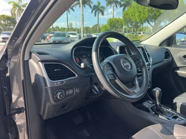 SEMINUEVOS JEEP Cherokee a Estados en autogozo