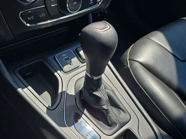 SEMINUEVOS JEEP Cherokee a Estados en autogozo