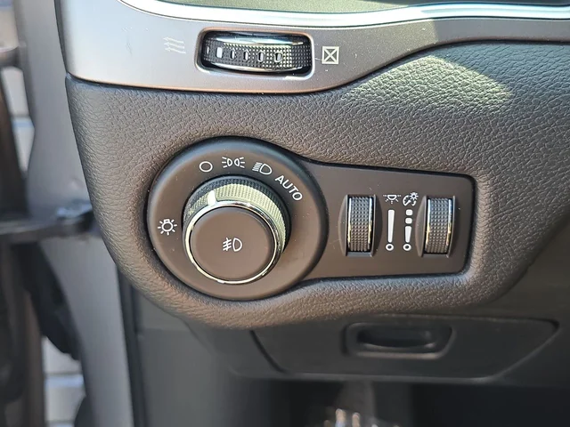SEMINUEVOS JEEP Cherokee a Estados en autogozo