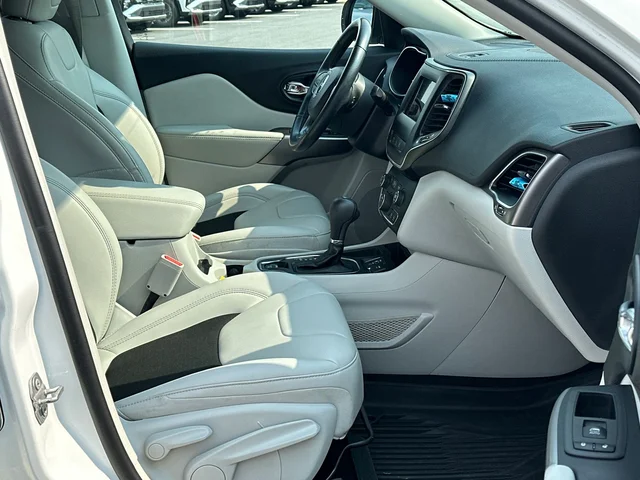 SEMINUEVOS JEEP Cherokee a Estados en autogozo