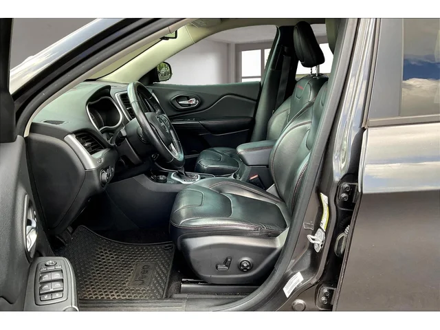SEMINUEVOS JEEP Cherokee a Estados en autogozo