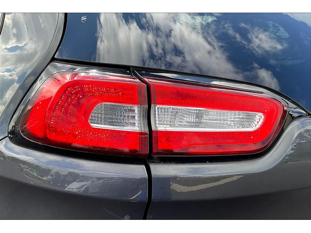 SEMINUEVOS JEEP Cherokee a Estados en autogozo