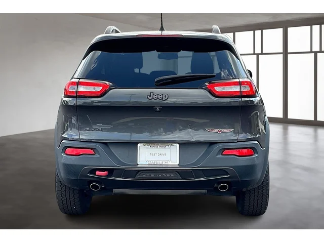 SEMINUEVOS JEEP Cherokee a Estados en autogozo