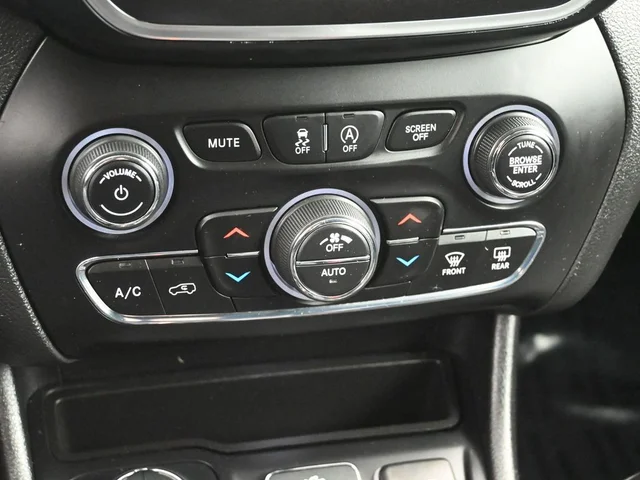 SEMINUEVOS JEEP Cherokee a Estados en autogozo