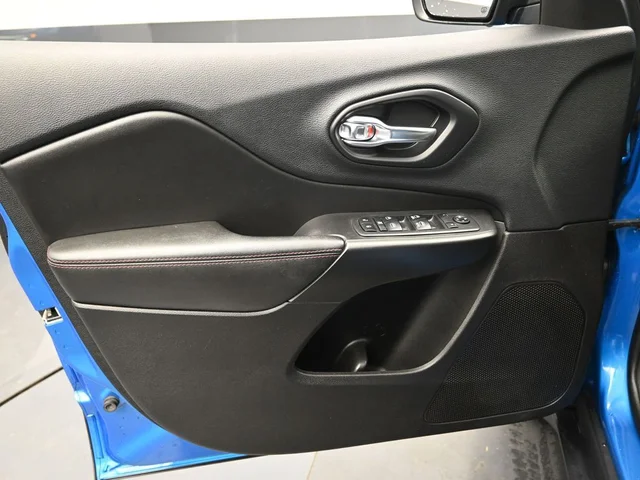 SEMINUEVOS JEEP Cherokee a Estados en autogozo