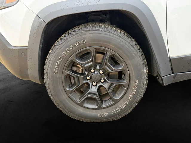 SEMINUEVOS JEEP Cherokee a Estados en autogozo