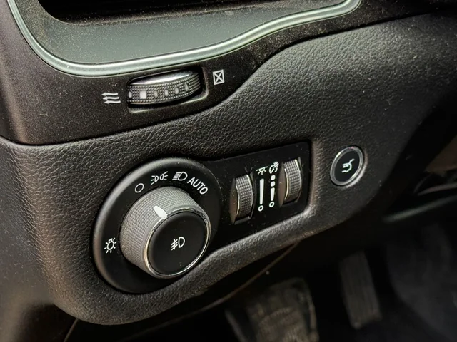 SEMINUEVOS JEEP Cherokee a Estados en autogozo