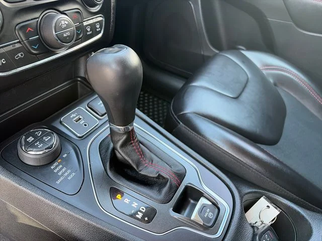 SEMINUEVOS JEEP Cherokee a Estados en autogozo