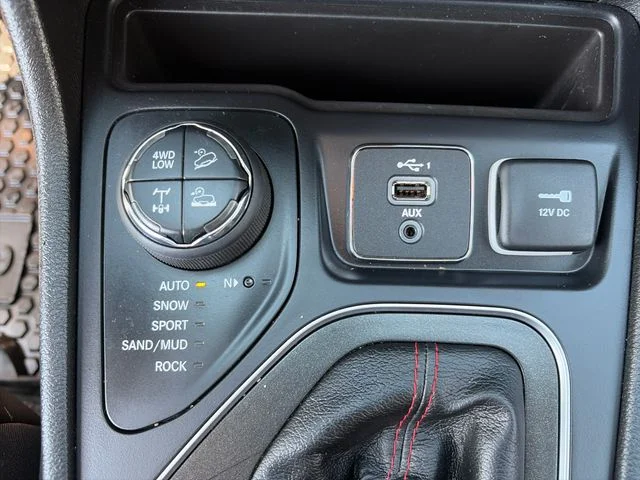 SEMINUEVOS JEEP Cherokee a Estados en autogozo