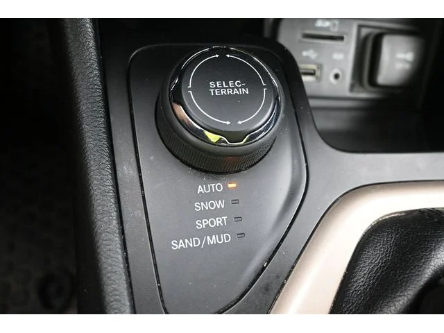 SEMINUEVOS JEEP Cherokee a Estados en autogozo
