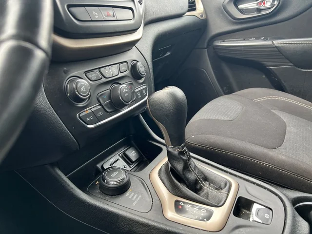 SEMINUEVOS JEEP Cherokee a Estados en autogozo