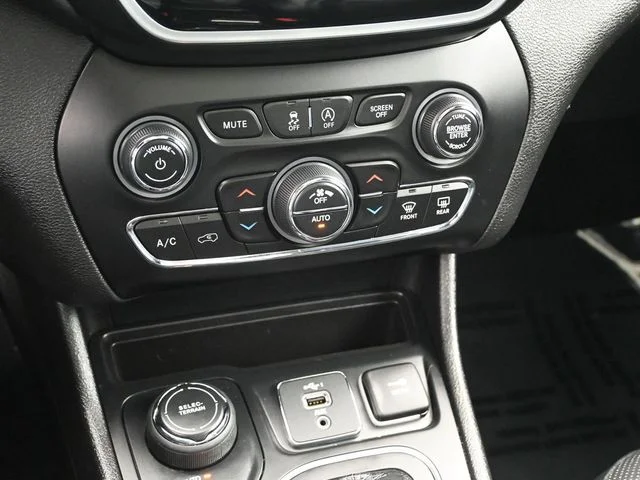 SEMINUEVOS JEEP Cherokee a Estados en autogozo