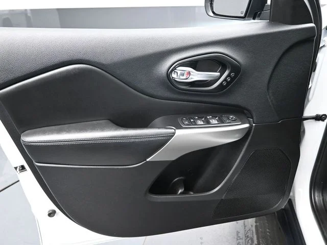 SEMINUEVOS JEEP Cherokee a Estados en autogozo