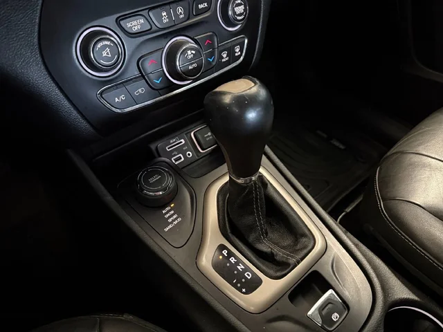 SEMINUEVOS JEEP Cherokee a Estados en autogozo