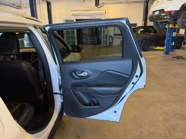 SEMINUEVOS JEEP Cherokee a Estados en autogozo