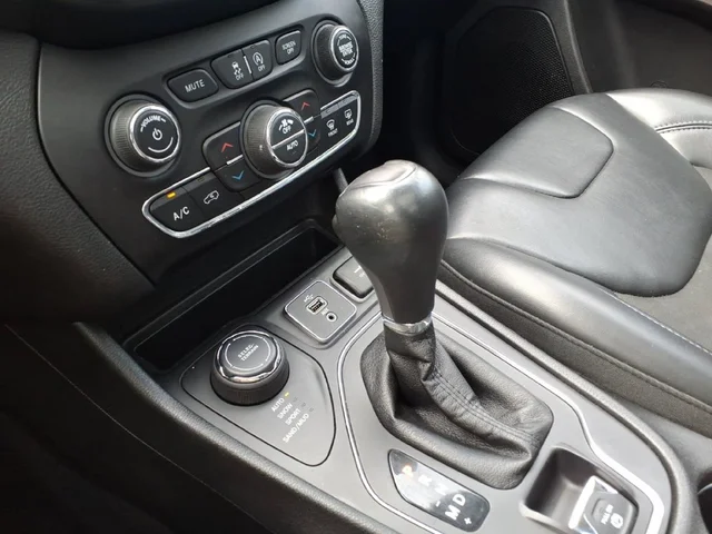 SEMINUEVOS JEEP Cherokee a Vauxhall en Maplecrest Ford Lincoln of Union