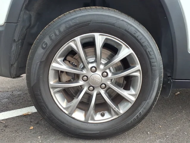 SEMINUEVOS JEEP Cherokee a Vauxhall en Maplecrest Ford Lincoln of Union