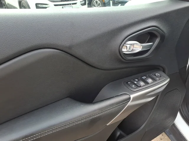 SEMINUEVOS JEEP Cherokee a Vauxhall en Maplecrest Ford Lincoln of Union