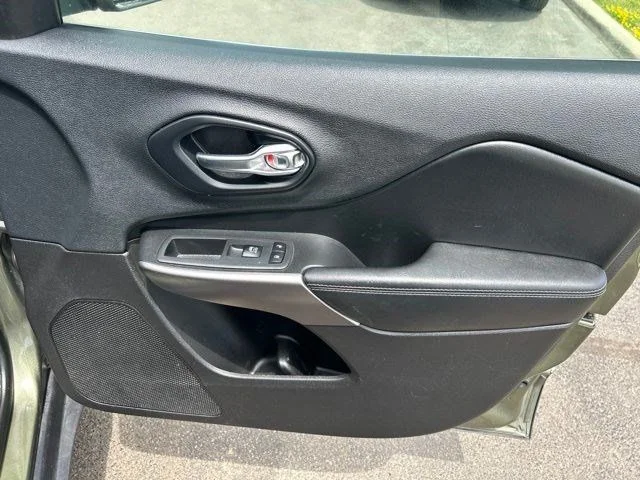 SEMINUEVOS JEEP Cherokee a Estados en autogozo