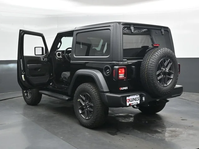 Nuevos JEEP WRANGLER à Estados chez autogozo