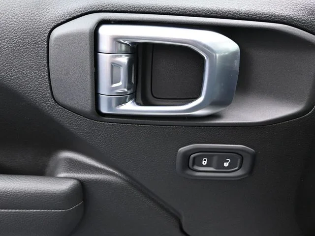 Nuevos JEEP WRANGLER à Estados chez autogozo