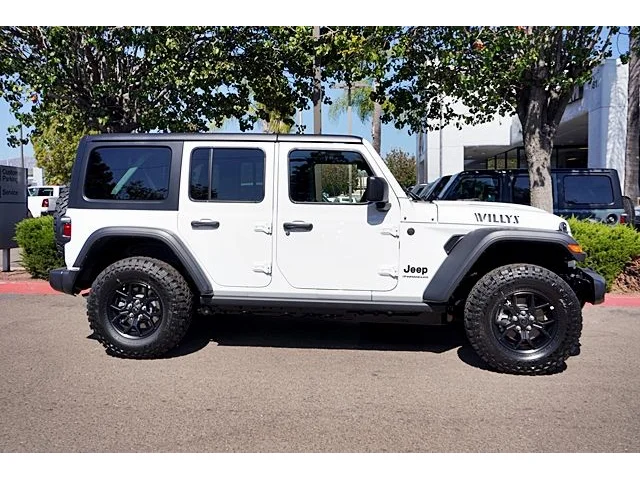 Nuevos JEEP WRANGLER à Estados chez autogozo