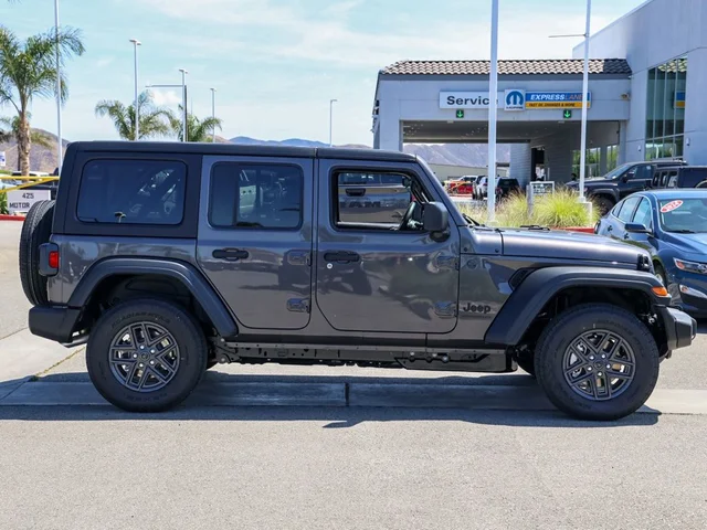 Nuevos JEEP WRANGLER à Estados chez autogozo