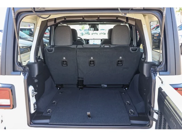Nuevos JEEP WRANGLER à Estados chez autogozo