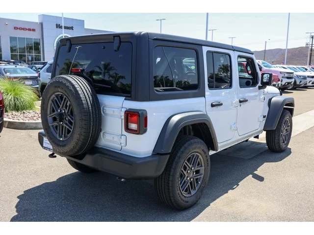 Nuevos JEEP WRANGLER à Estados chez autogozo