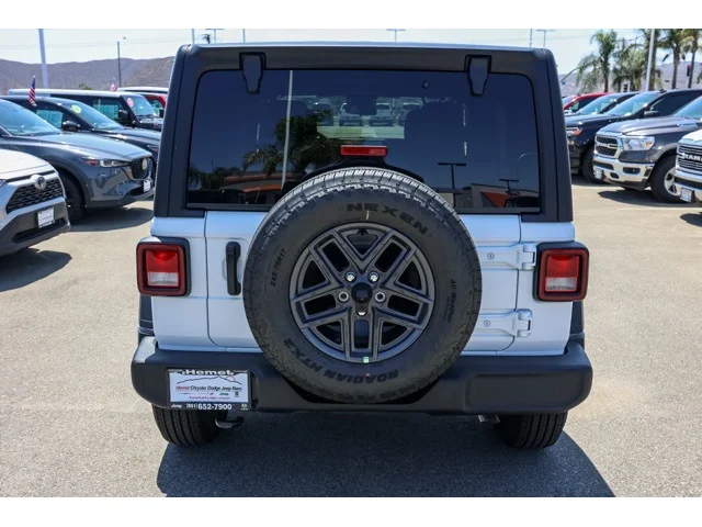 Nuevos JEEP WRANGLER à Estados chez autogozo