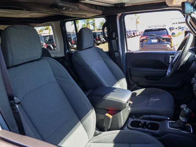 Nuevos JEEP WRANGLER à Estados chez autogozo