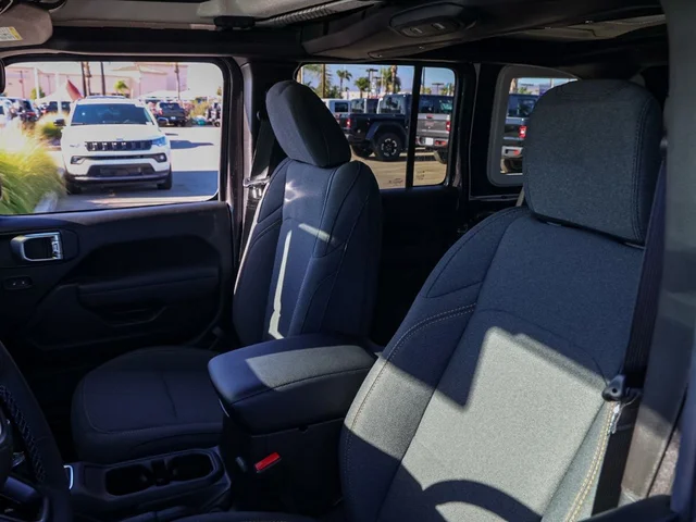 Nuevos JEEP WRANGLER à Estados chez autogozo