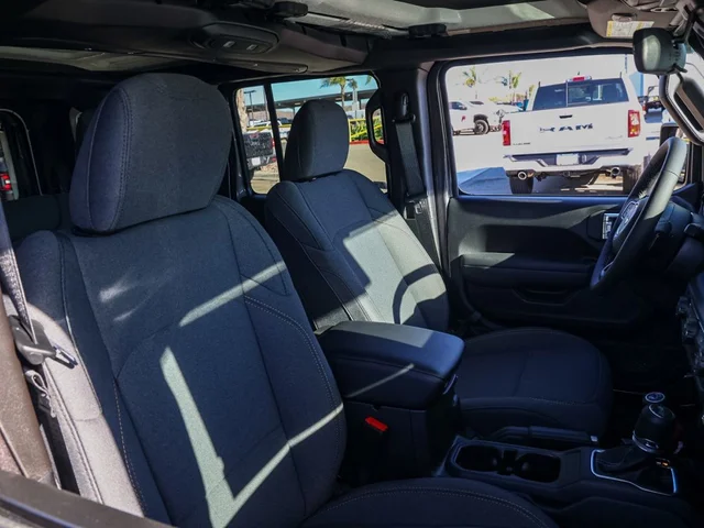 Nuevos JEEP WRANGLER à Estados chez autogozo