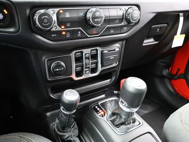 Nuevos JEEP WRANGLER à Estados chez autogozo