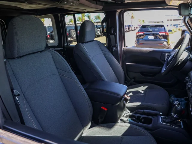 Nuevos JEEP WRANGLER à Estados chez autogozo