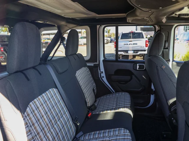 Nuevos JEEP WRANGLER à Estados chez autogozo