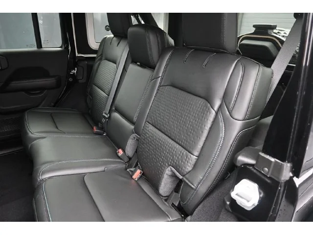 Nuevos JEEP WRANGLER à Estados chez autogozo