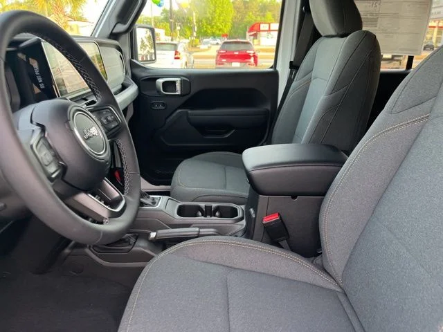Nuevos JEEP WRANGLER à Estados chez autogozo