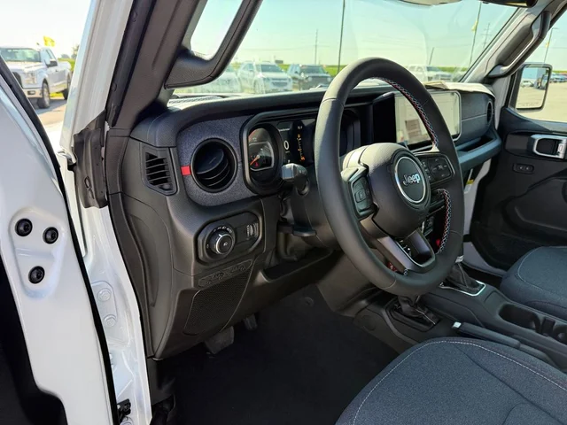 Nuevos JEEP WRANGLER à Estados chez autogozo