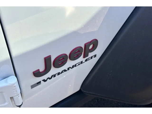 SEMINUEVOS JEEP Wrangler at ELK GROVE in Elk Grove Buick GMC