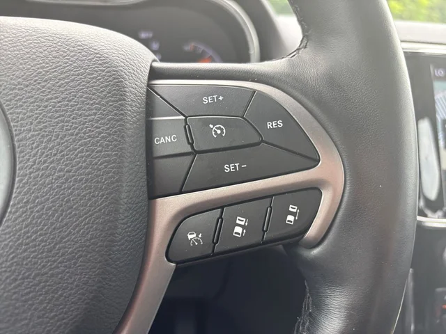 SEMINUEVOS JEEP Grand Cherokee a Estados en autogozo