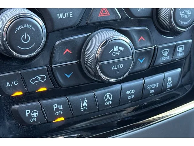 SEMINUEVOS JEEP Grand Cherokee at ELK GROVE in Elk Grove Buick GMC