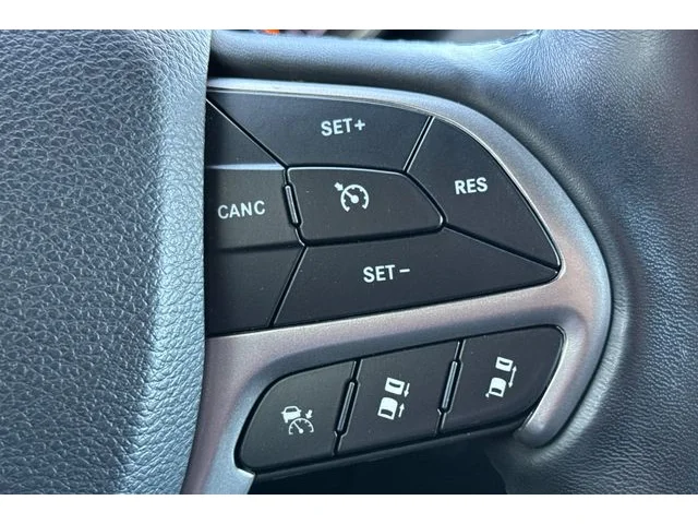 SEMINUEVOS JEEP Grand Cherokee at ELK GROVE in Elk Grove Buick GMC