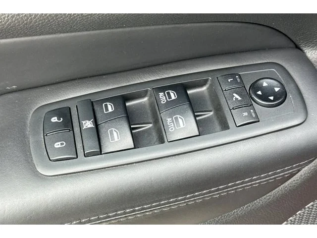 SEMINUEVOS JEEP Grand Cherokee at ELK GROVE in Elk Grove Buick GMC