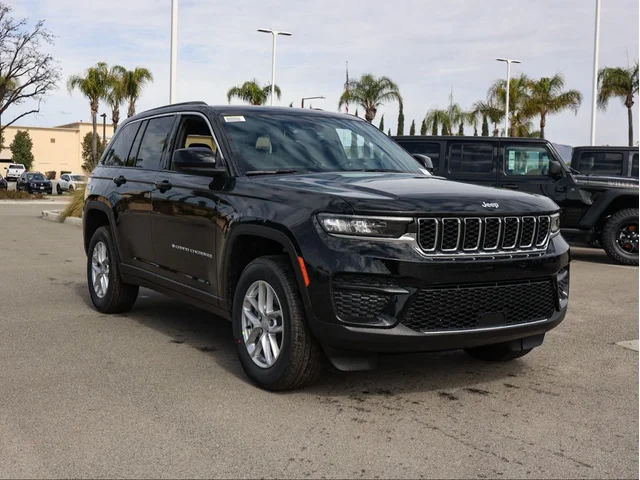 Nuevos JEEP GRAND CHEROKEE à Estados chez autogozo
