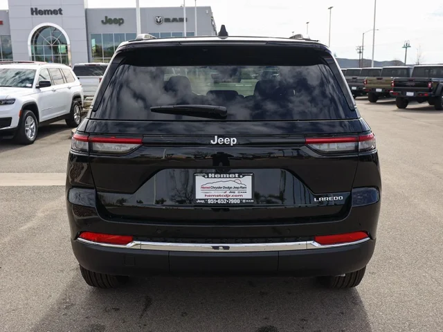 Nuevos JEEP GRAND CHEROKEE à Estados chez autogozo
