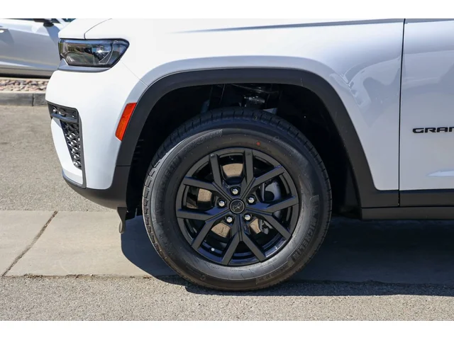 Nuevos JEEP GRAND CHEROKEE à Estados chez autogozo