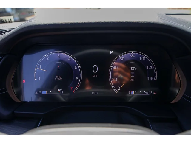 Nuevos JEEP GRAND CHEROKEE à Estados chez autogozo