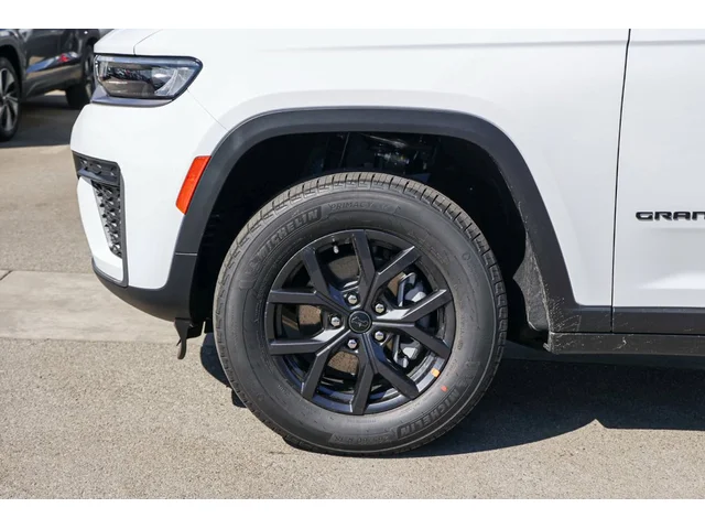 Nuevos JEEP GRAND CHEROKEE à Estados chez autogozo